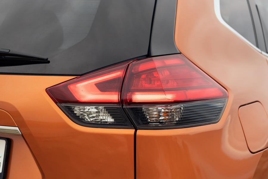 Детали экстерьера Nissan X-Trail (T32) 2018 года  (CIS) (фото 7 из 40)